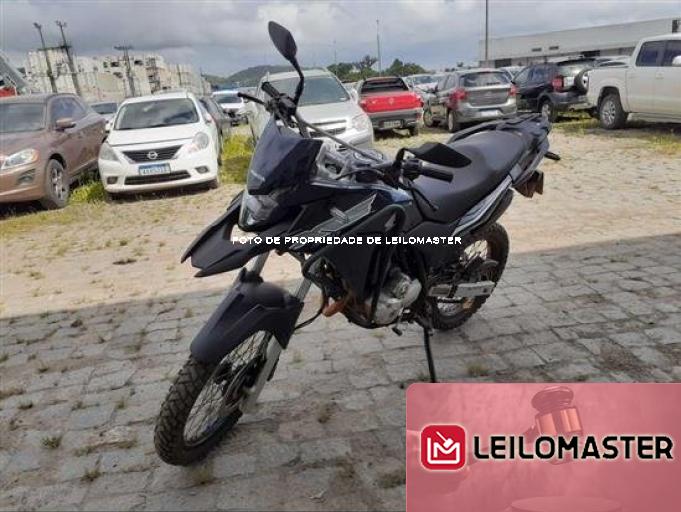 HONDA XRE 300 ABS 19/19