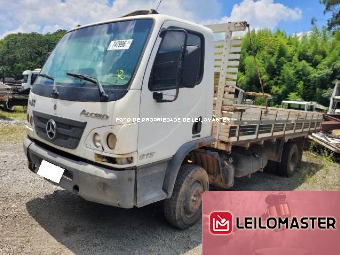 MERCEDES BENZ ACCELO 815 13/13