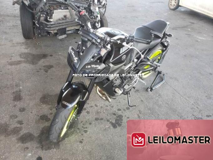 YAMAHA MT-09 850 21/21