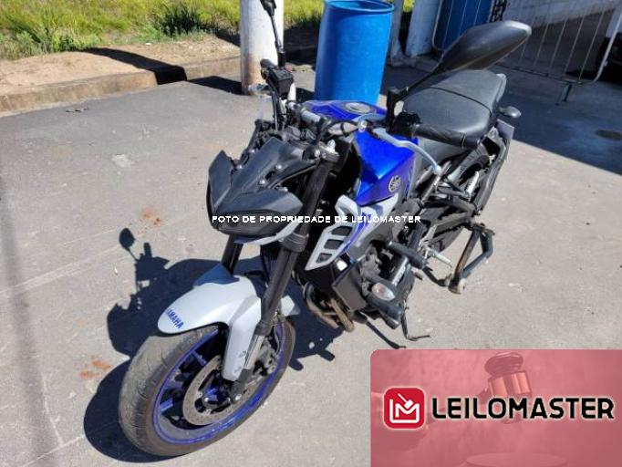 YAMAHA MT-09 22/22