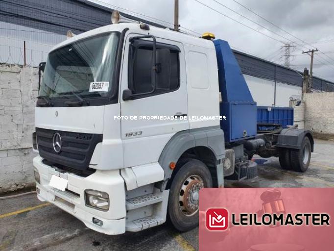 MERCEDES BENZ AXOR 1933 06/06