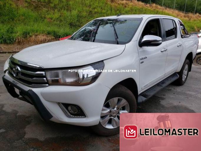 TOYOTA HILUX 16/17