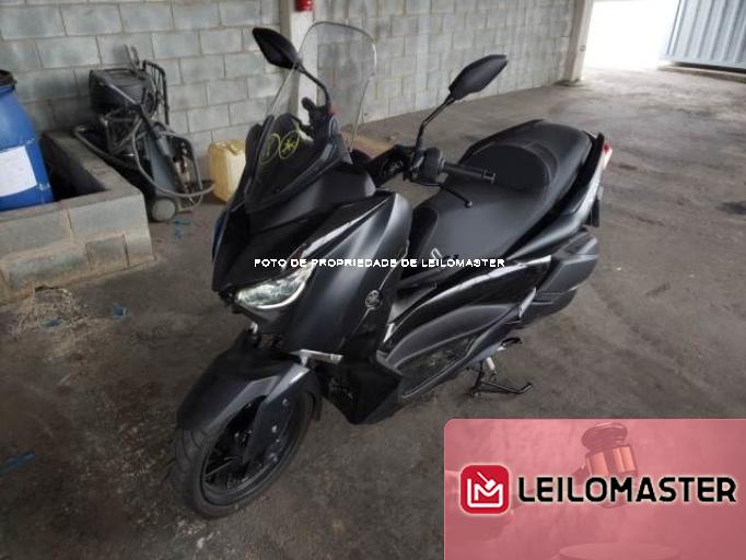 YAMAHA XMAX 250 22/22