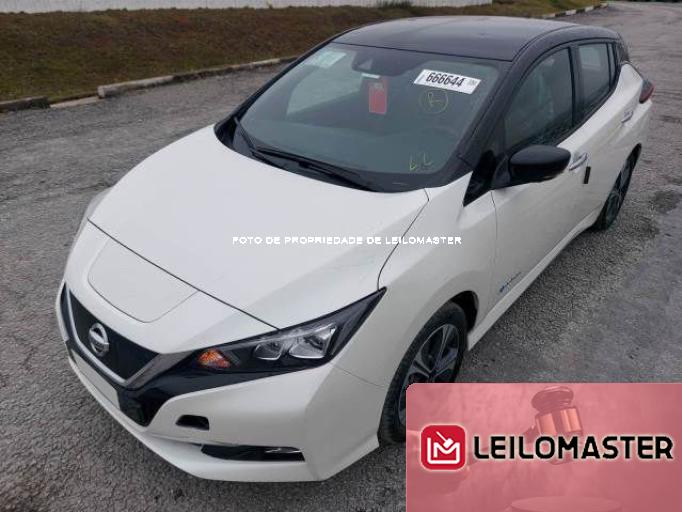 NISSAN LEAF 21/22